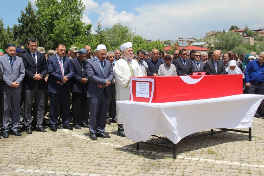 Şehit polis memleketinde son yolculuğuna uğurlandı