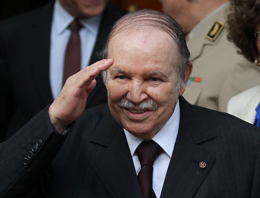 Cezayir eski Cumhurbaşkanı Bouteflika hayatını kaybetti