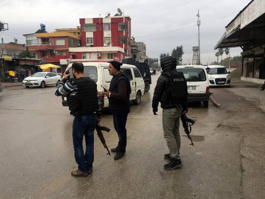 İhbara giden polise silahlı saldırı