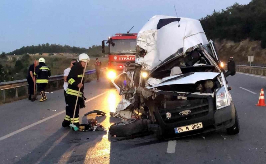 Tatil ile trafik yoğunluğu da kazalar da arttı