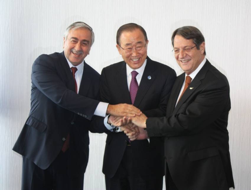 Akıncı, Ban Ki Moon ile görüştü