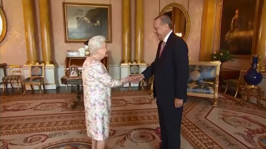 Erdoğan, Kraliçe Elizabeth ile görüştü