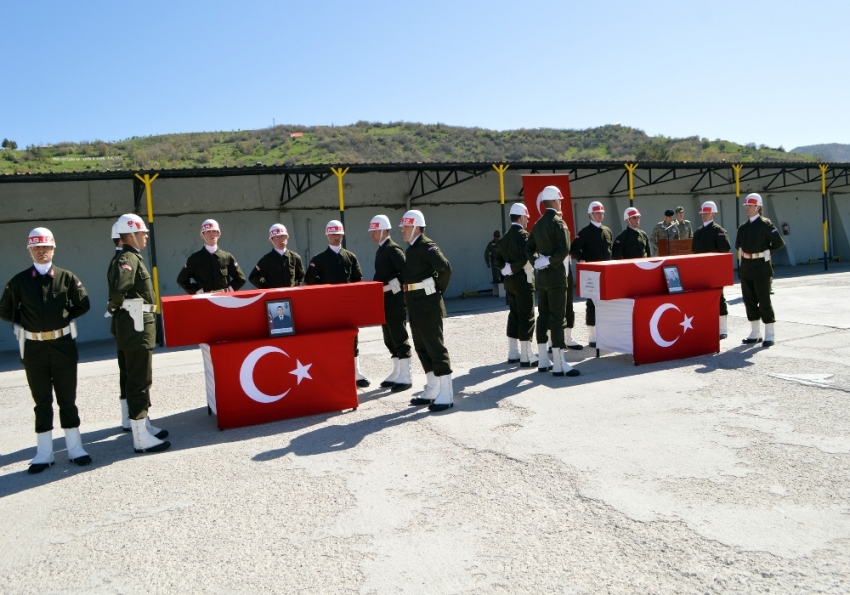 Şırnak şehitleri memleketlerine uğurlandı