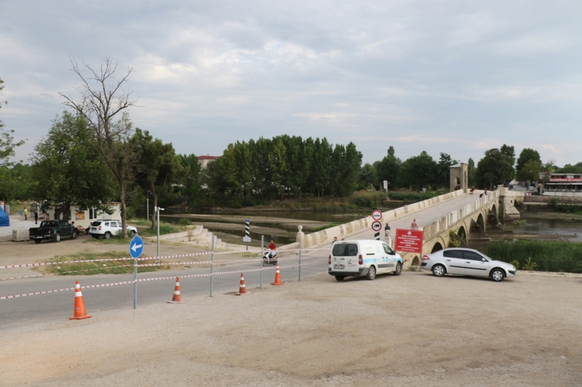 Tarihi Tunca Köprüsü restorasyona alındı