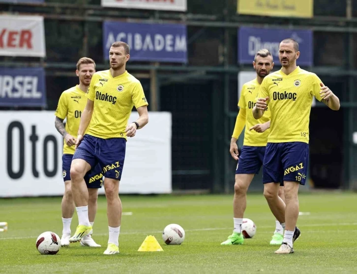 Fenerbahçe, Beşiktaş derbisi hazırlıklarını sürdürdü
