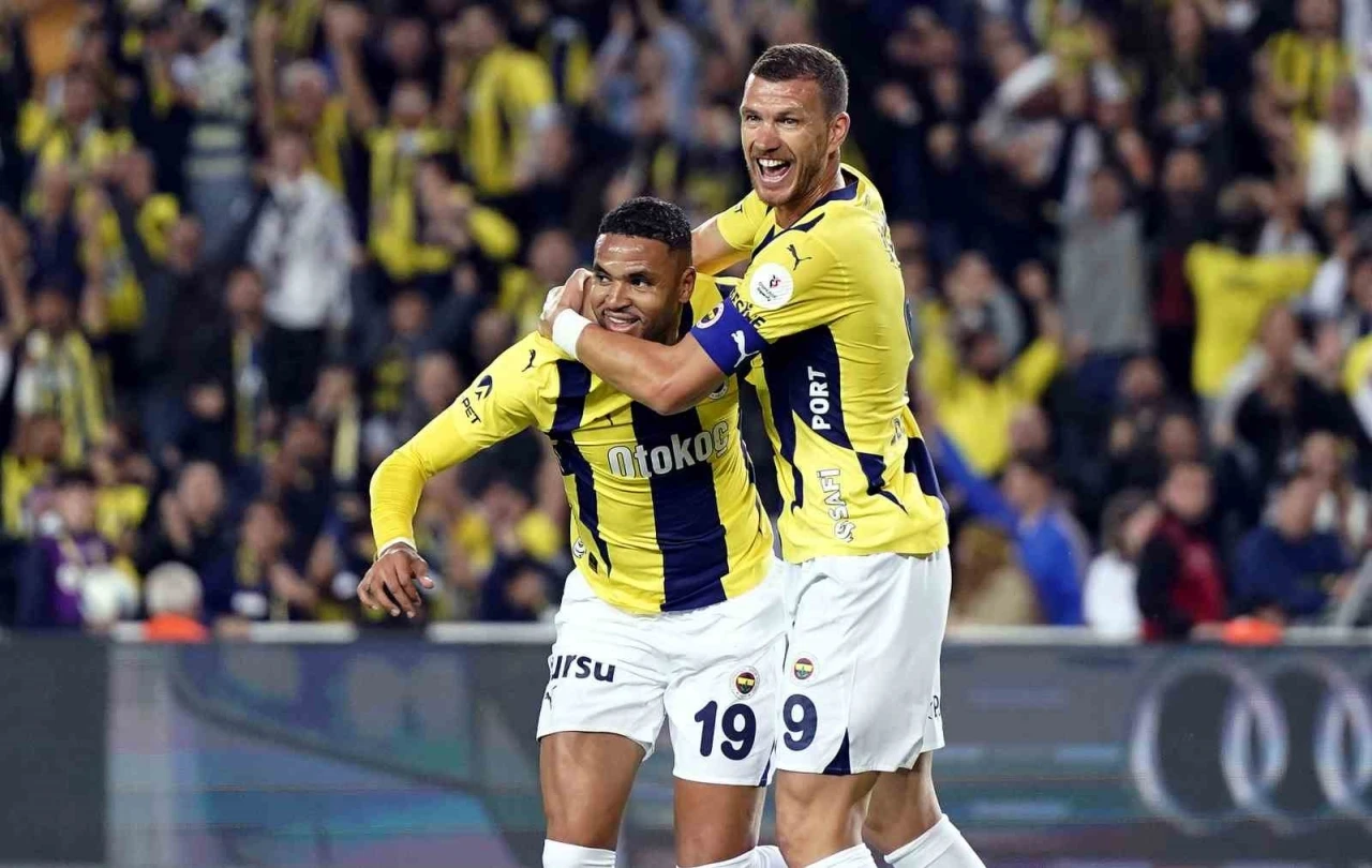 Fenerbahçe forvetleriyle kazandı
