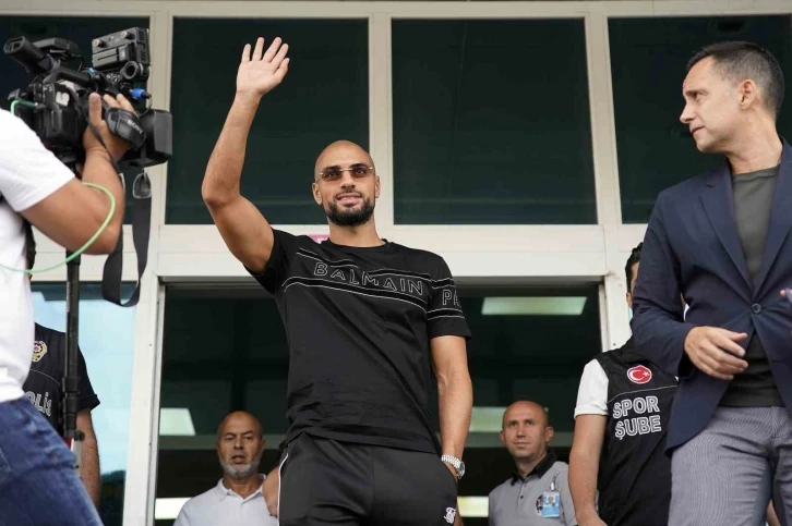 Fenerbahçe’nin yeni transferi Sofyan Amrabat İstanbul’da
