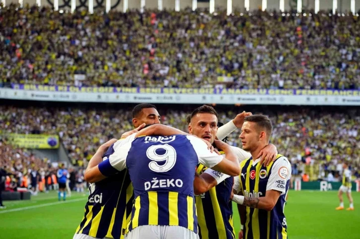 Fenerbahçe, Süper Lig’de 4’te 4 ile devam ediyor
