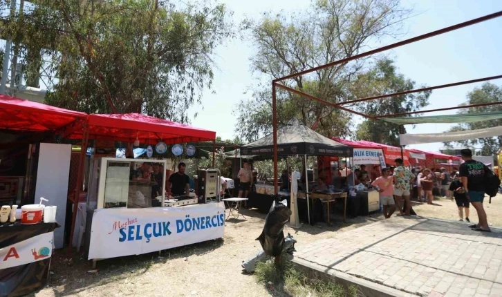 Festivaller kenti Selçuk’ta WAF, esnafa can suyu gençlere nefes oldu
