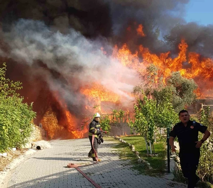 Fethiye Göcek’te orman yangını
