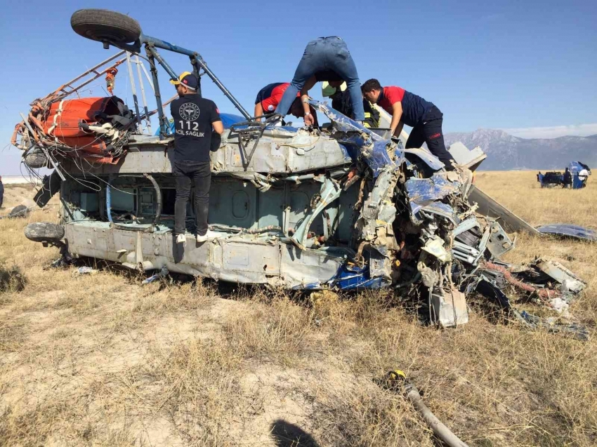 Yangın söndürme helikopteri düştü: 2 ölü, 5 yaralı