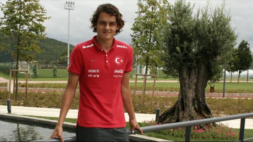 Enes Ünal kadrodan çıkartıldı