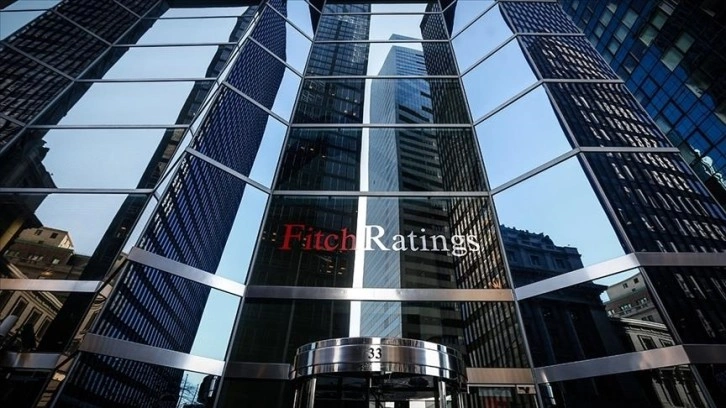 Fitch, küresel ekonomiye ilişkin 2023 büyüme tahminini yükseltti