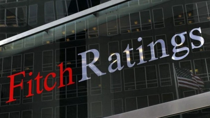 Fitch Ratings, Türkiye'nin kredi notunu yükseltti