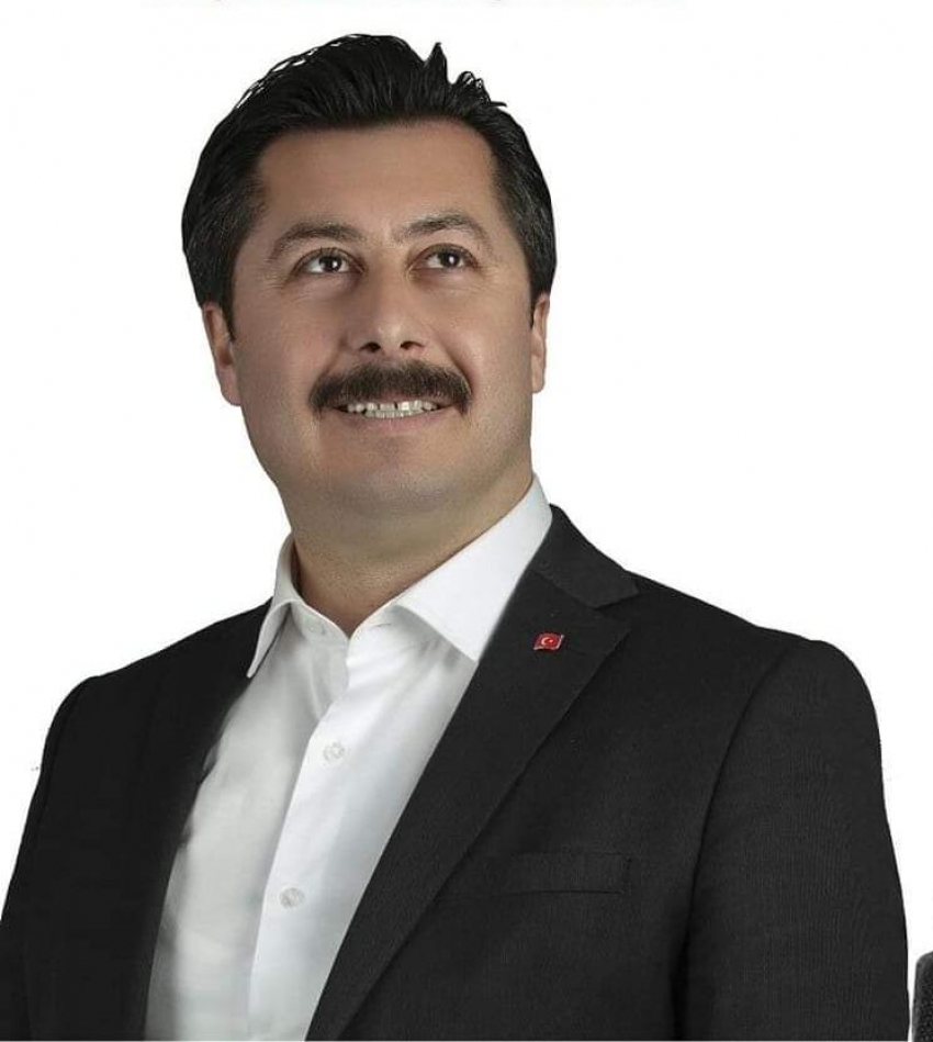 İYİ PARTİLİ ERCAN ÖZEL'DEN DÜRÜSTLÜK TAAHÜTNAMESİ