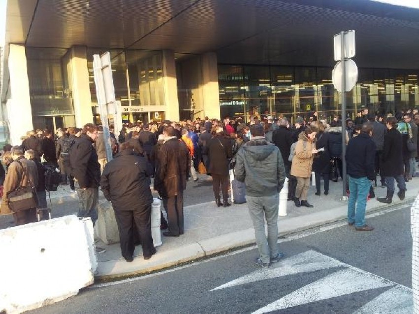 Fransa’da Toulouse Havalimanı güvenlik nedeniyle boşaltıldı