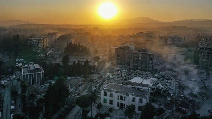 Fransız deprem bilimci Le Pichon: İkinci deprem tamamen öngörülemez bir depremdi