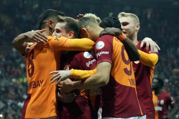 Galatasaray evindeki kaybetmeme serisini 31 maça çıkardı
