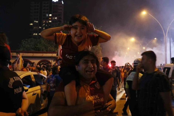 Galatasaray’ın şampiyonluğu Adana’da coşkuyla kutlanıyor
