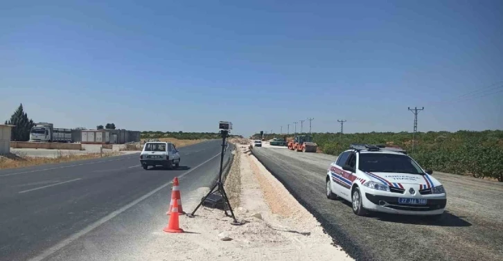 Gaziantep’te 100 araç sürücüsüne 199 bin TL radar cezası
