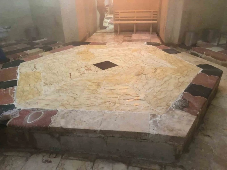 Gaziantep’te 600 yıllık tarihi hamam depreme meydan okudu
