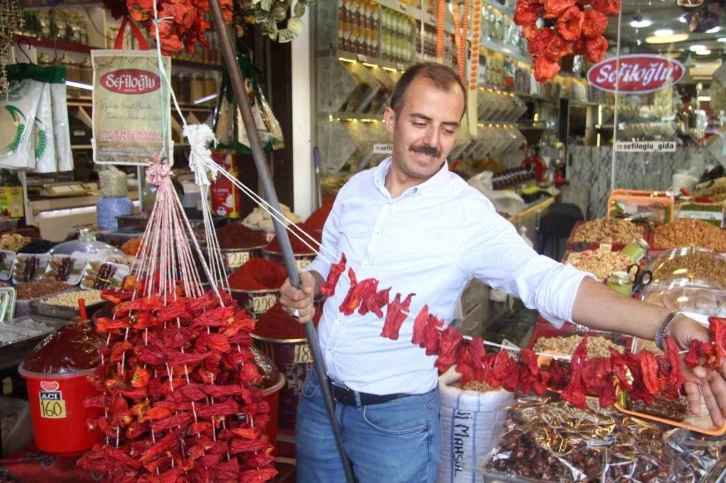 Gaziantep’te yeni mahsul kurutmalıklar tezgaha inmeye başladı
