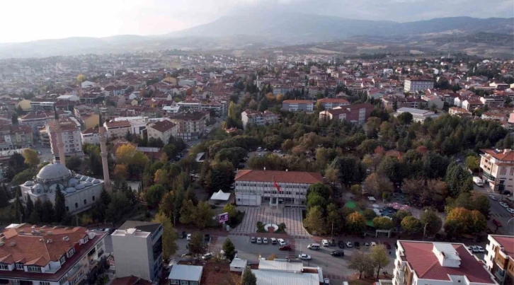 Gediz’de doğum oranı ölüm oranını geçti
