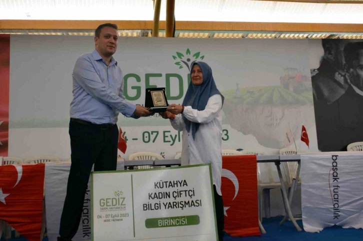 Gediz’de kadın çiftçiler için bilgi yarışması düzenlendi
