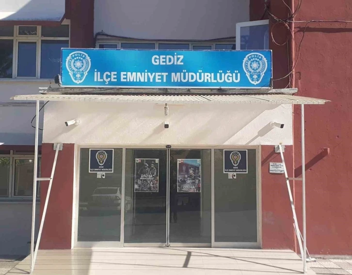 Gediz polisinden dolandırıcılığa karşı uyarı
