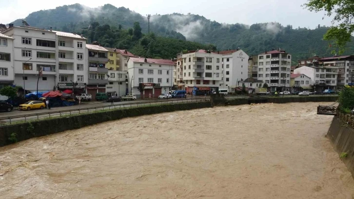 Giresun Valiliğinden sel ve su baskınlarına karşı uyarı
