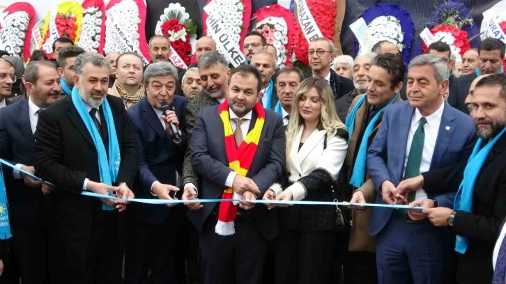 Göker Gözütok: "5 yılın sonunda Talaslının gönlüne ve evine girememişsem, hizmeti getirememişsem bana yazıklar olsun"
