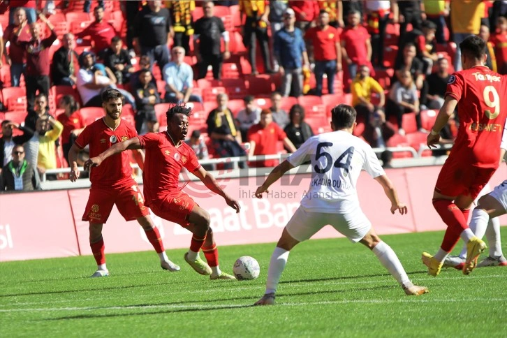 Göztepe, İzmir derbisinde Bucaspor'u rahat geçti