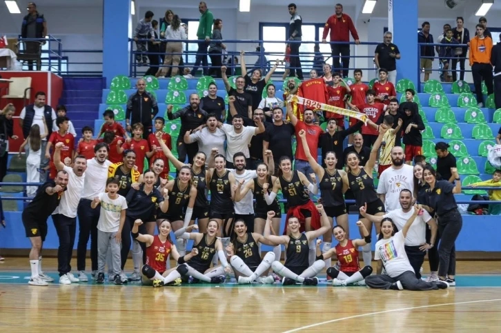 Göztepe Voleybol ilk deplasman galibiyetini aldı
