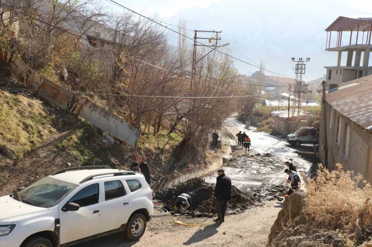 Hakkari’de 7 noktadaki su arızası giderildi
