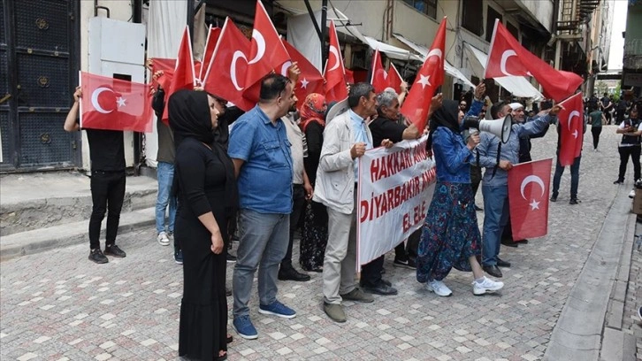 Hakkarili aileler çocukları için HDP önündeki eylemlerini sürdürdü