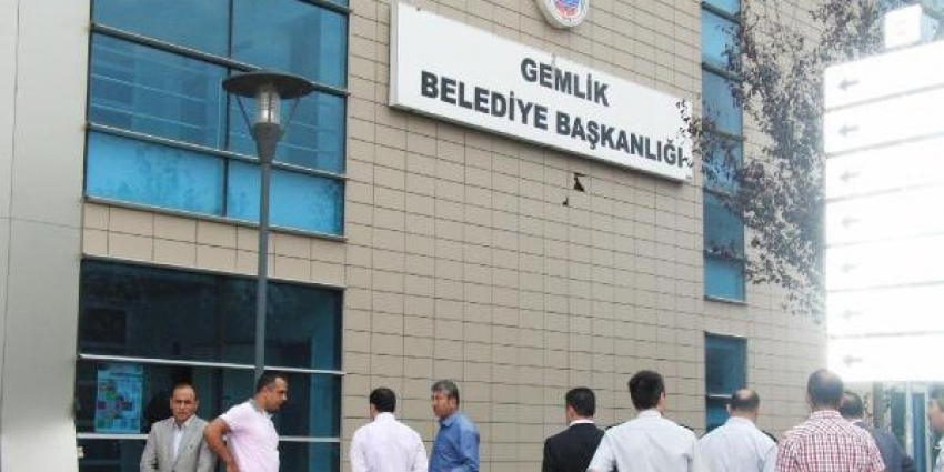 Bursa Gemlik Belediyesi'nden tekvandoculara malzeme yardımı