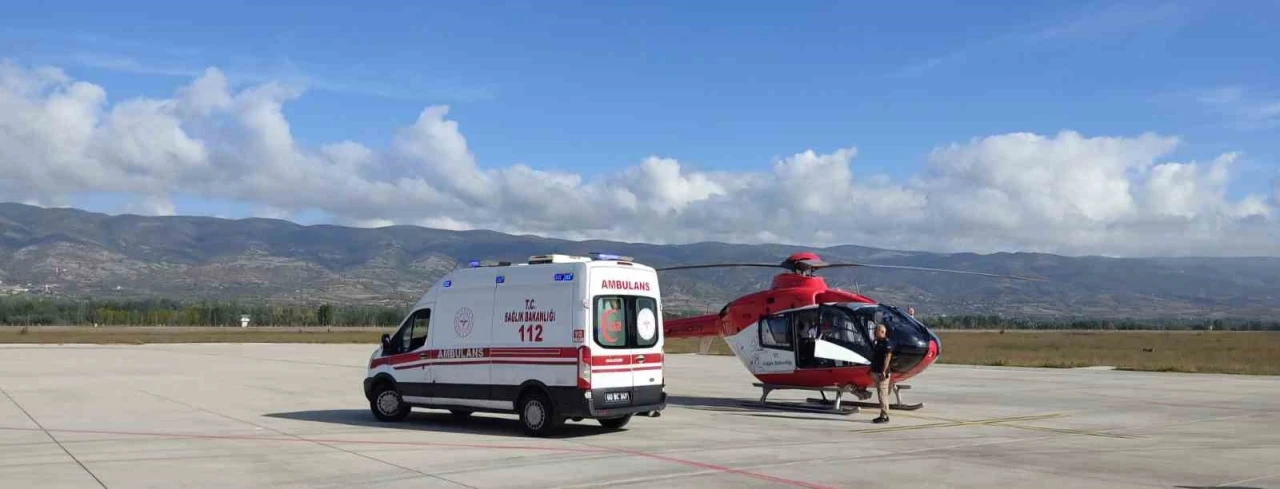 Helikopter ambulans 22 günlük bebek için havalandı
