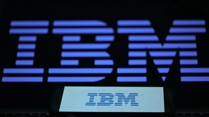 IBM'in geliri ikinci çeyrekte azaldı