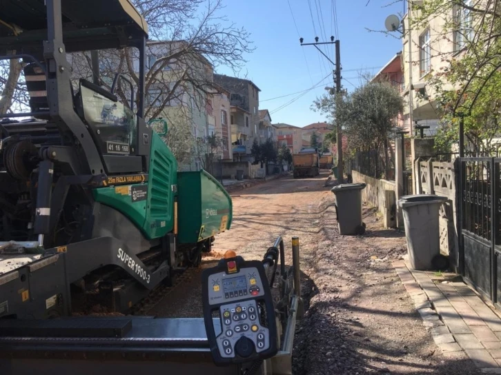 İki yeni üstyapı çalışmasıyla güvenli ulaşım sağlanacak
