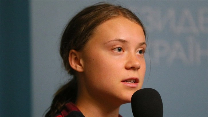 İklim aktivisti Greta Thunberg, Londra'da gözaltına alındı