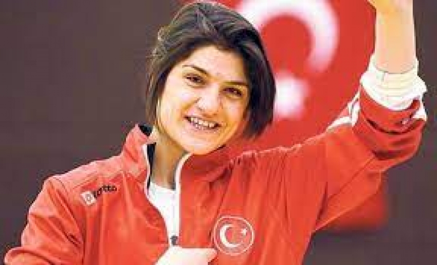 Judoda Zeynep Çelik yarı finalde