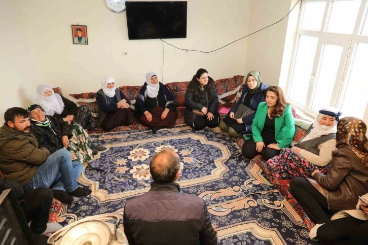 İpekyolu Belediyesinin kırsal mahalle ziyaretleri sürüyor
