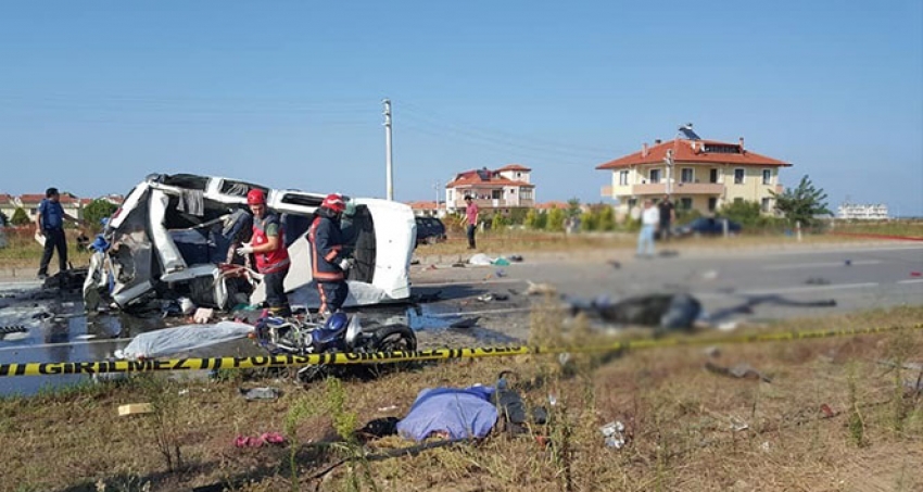  Sakarya'da motor kazası 