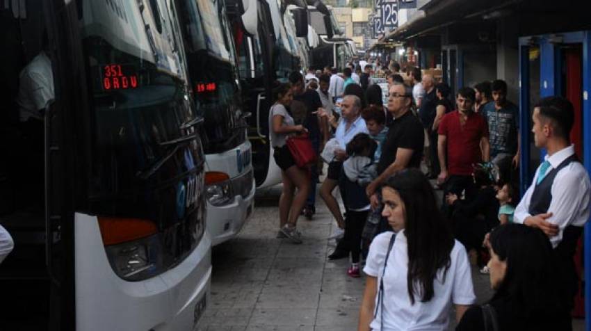 İstanbul Otogarı'nda bayram hareketliliği