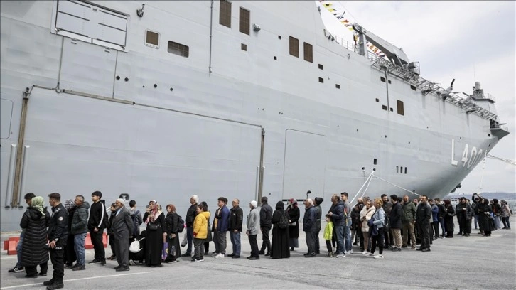 İstanbul'da TCG Anadolu'yu 140 binden fazla kişi ziyaret etti