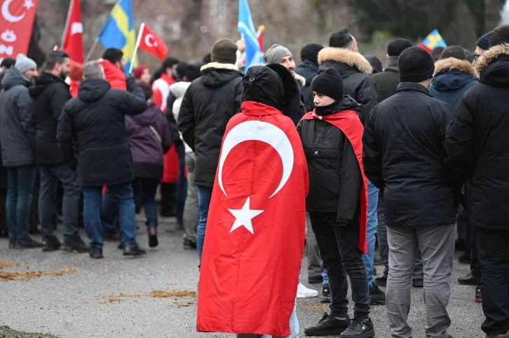 İsveçte Cumhurbaşkanı Erdoğana destek