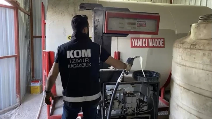 İzmir’de 44 ton kaçak akaryakıt ele geçirildi
