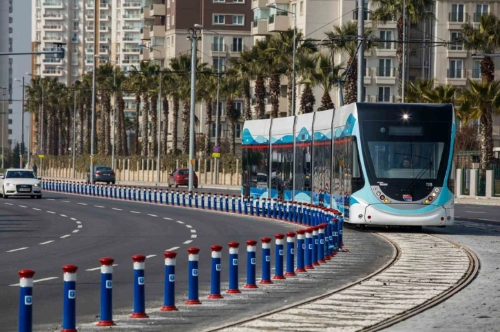 İzmir’de bayrama özel ücretsiz toplu ulaşım
