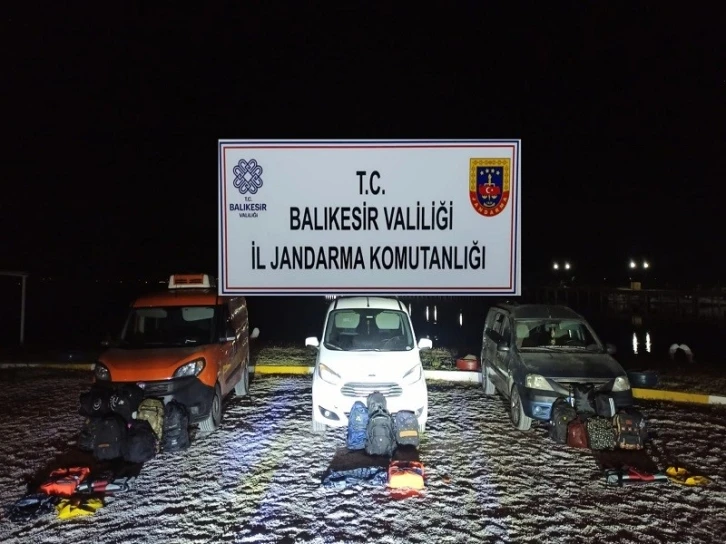 Jandarma’nın operasyonlarında 88 düzensiz göçmen ve 9 organizatör yakalandı