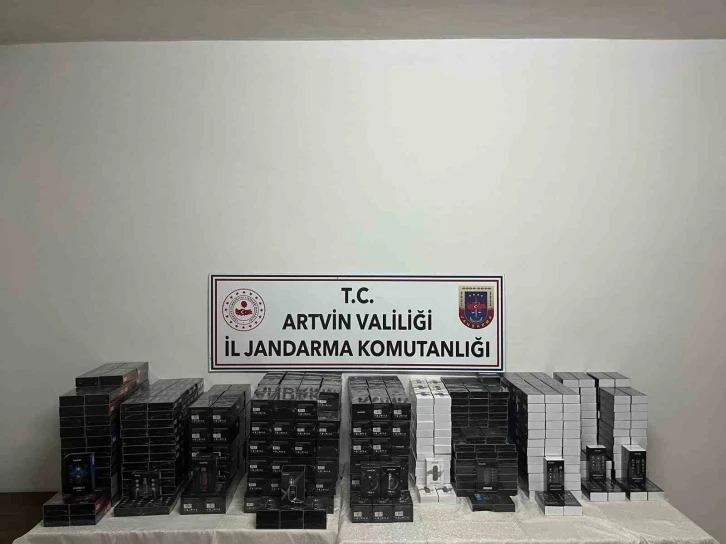 Jandarmadan kaçak elektronik sigara operasyonu
